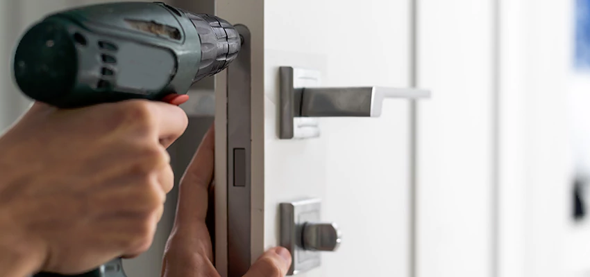 Locksmith For Lock Replacement Near Me in Tracy, CA
