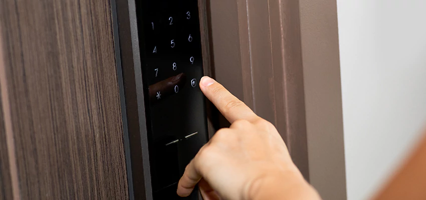 Smart Electric Locks Replacement Services in Tracy, CA