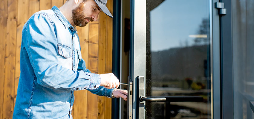 Frameless Glass Storefront Door Locks Replacement in Tracy, CA